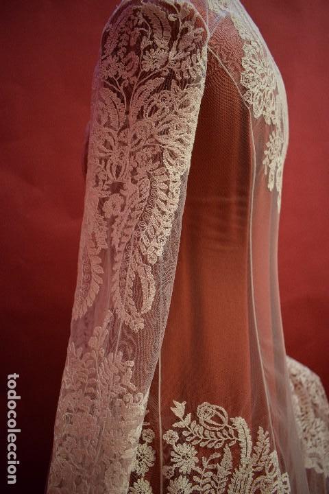 Vintage: Espectacular abrigo / velo de novia en encaje de Granada con tramaje simil encaje de Bruselas - Foto 13 - 103728727