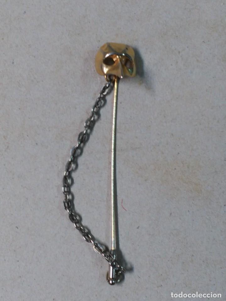 Vintage: ALFILER DE PA&Ntilde;UELO CON MASCARA DE ARLEQUIN. - Foto 1