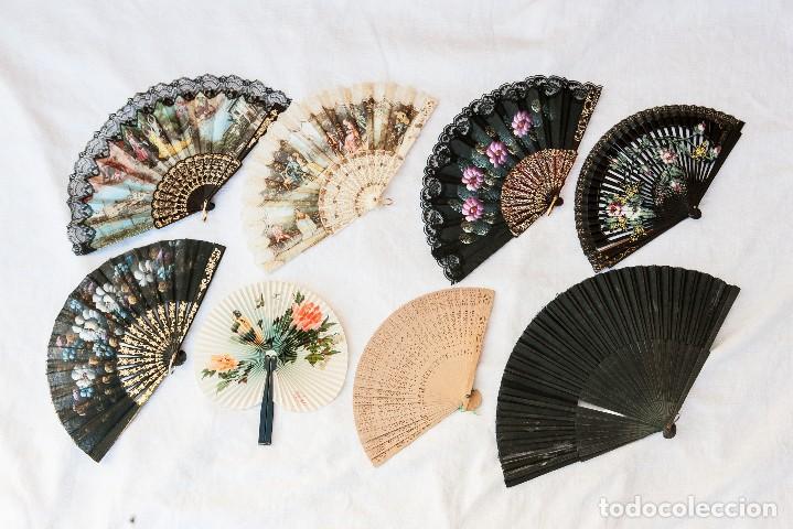 Vintage: FANT&Aacute;STICA COLECCI&Oacute;N DE 7 ABANICOS Y 1 PAY PAY - Foto 1