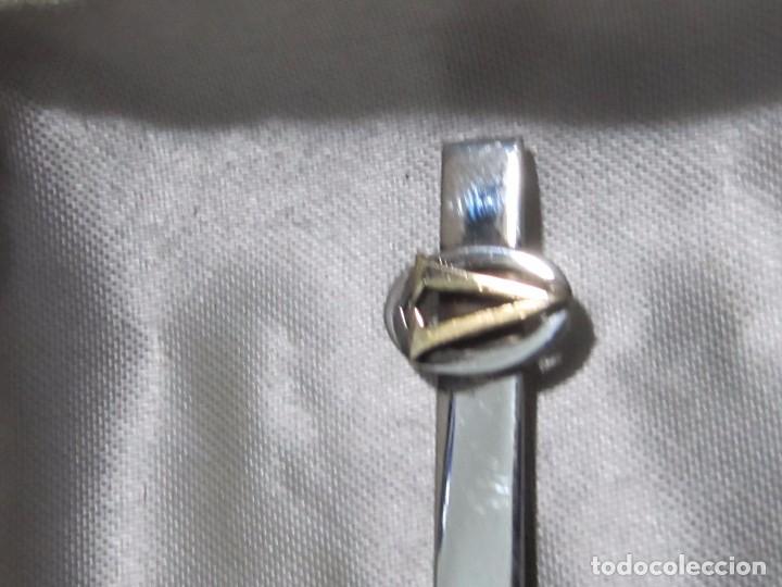 Vintage: PISACORBATAS DE PLATA CON UNA V DE ORO - Foto 5