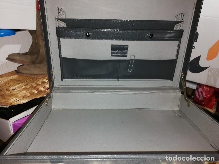 Vintage: MALETIN PORTA DOCUMENTOS GRIS CON COMBINACION - Foto 3