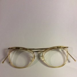 Preciosas gafas Amor años 40 probable baño o enchape de oro INDO