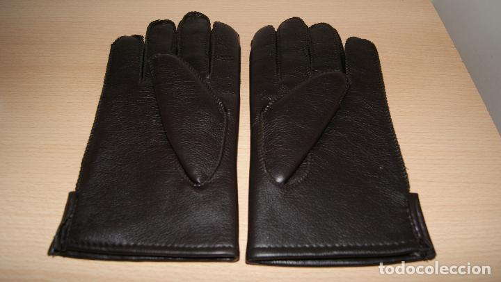 Vintage: Guantes de piel en marr&oacute;n. - Foto 2