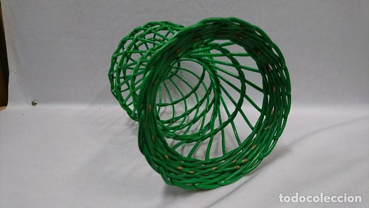 Vintage: SOMBRERERO DE MIMBRE FORRADO DE PLASTICO - Foto 3