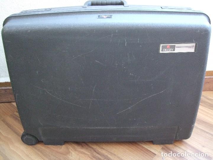 Compulsión Premonición Patatas vintage maleta viaje delsey made in france. ri - Compra venta en  todocoleccion