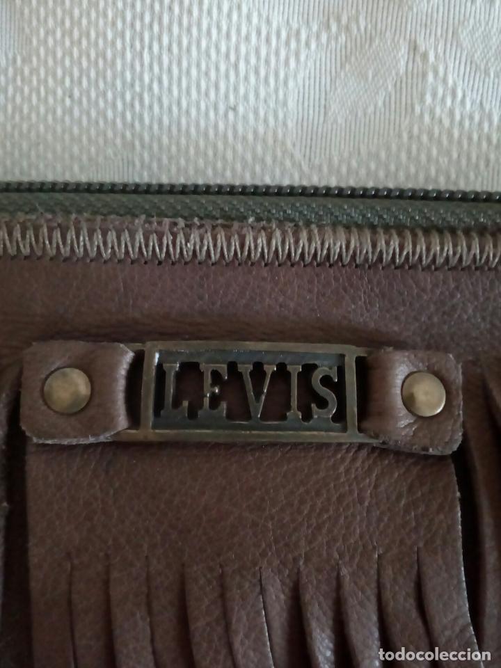 Vintage: LEVIS - BOLSO VINTAGE DE PIEL CON FLECOS. - Foto 4