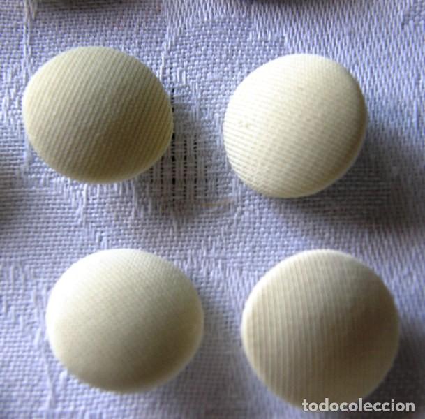 Vintage: Botones tela blancos - Foto 4