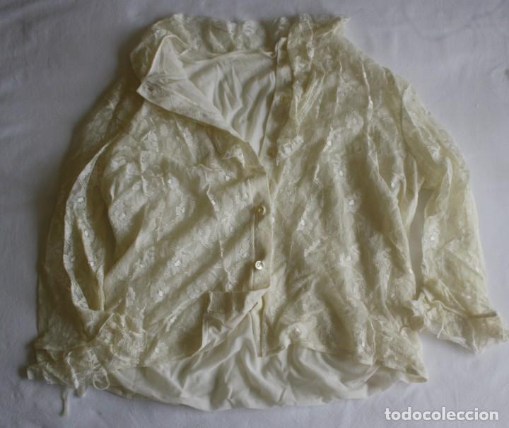 Vintage: Camisa de encaje con chorreras en la pechera