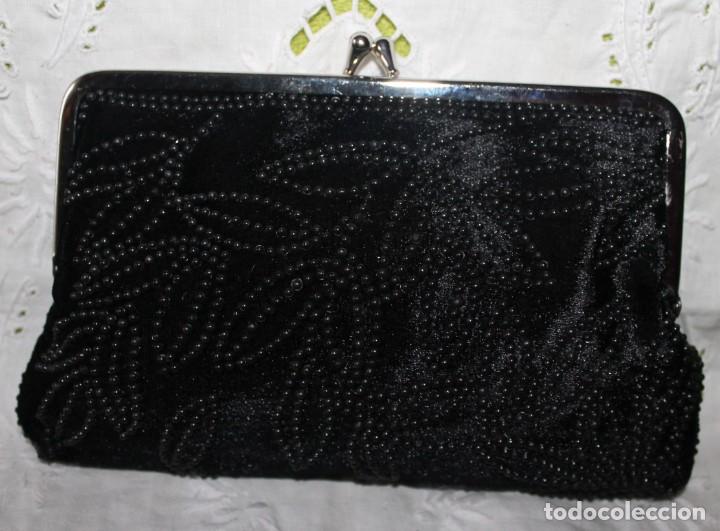 bolso negro de mano con pedreria-vintage - Comprar Complementos vintage en  todocoleccion - 139401906