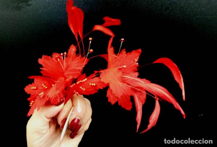 Vintage: TOCADO HOJAS Y PLUMAS ROJO (i) - Foto 1