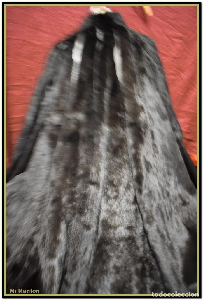 Vintage: Capa o manton de piel, ideal para complementar traje regional en invierno - Foto 2 - 142827090