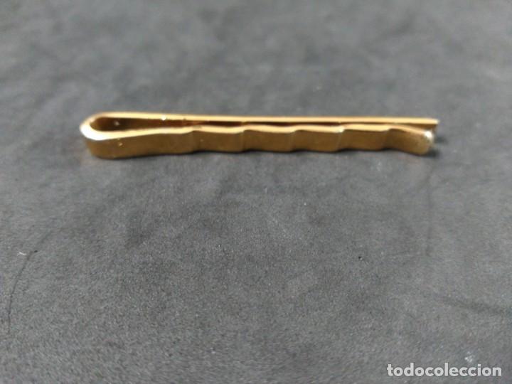 Vintage: PASADOR DE CORBATA EN METAL DORADO - Foto 4