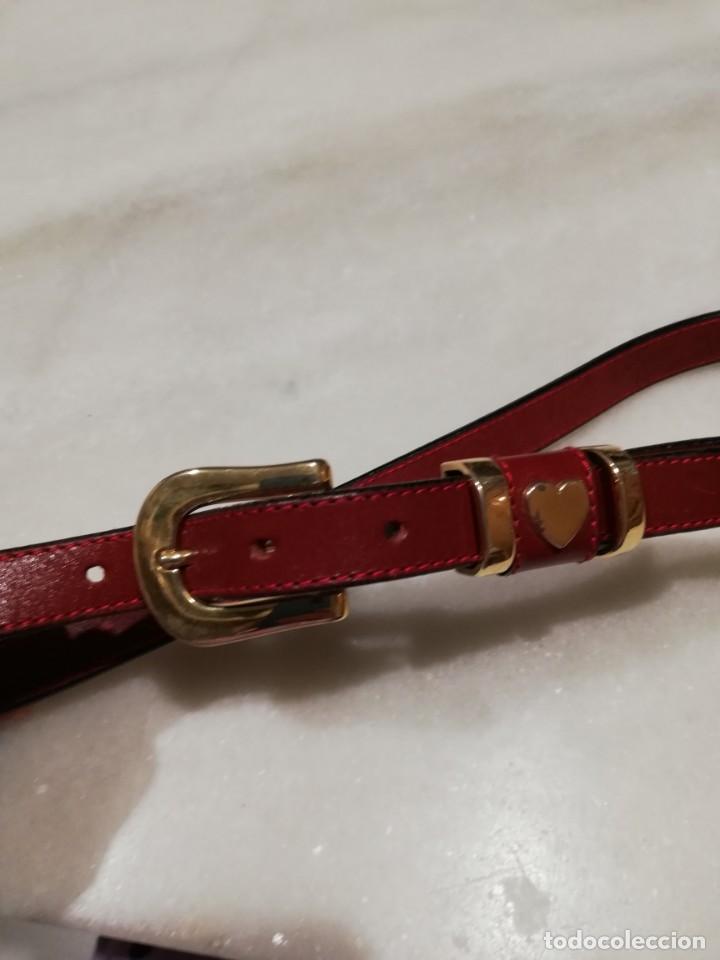 Vintage: Cintur&oacute;n rojo vintage de piel. - Foto 2