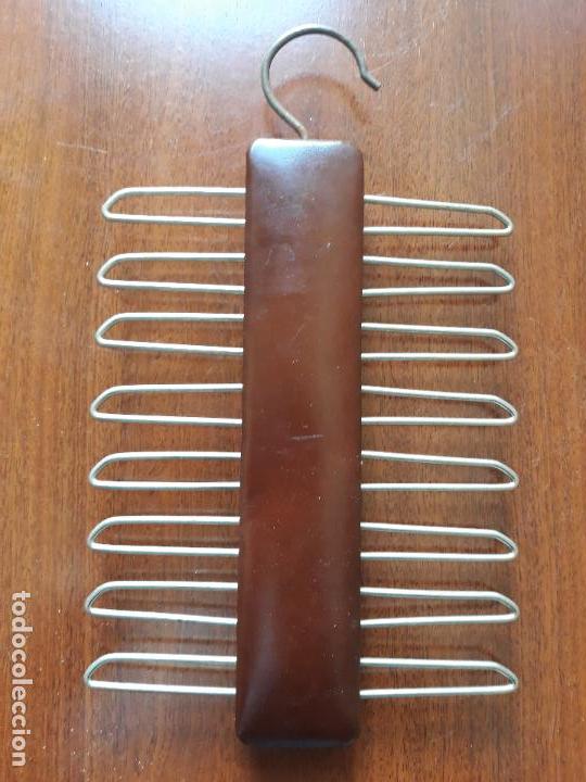 Vintage: Percha para 10 corbartas- a&ntilde;os 60/70 - Foto 2