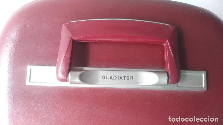 Vintage: MALETIN FIN DE SEMANA O NECESER GLADIATOR - Foto 8