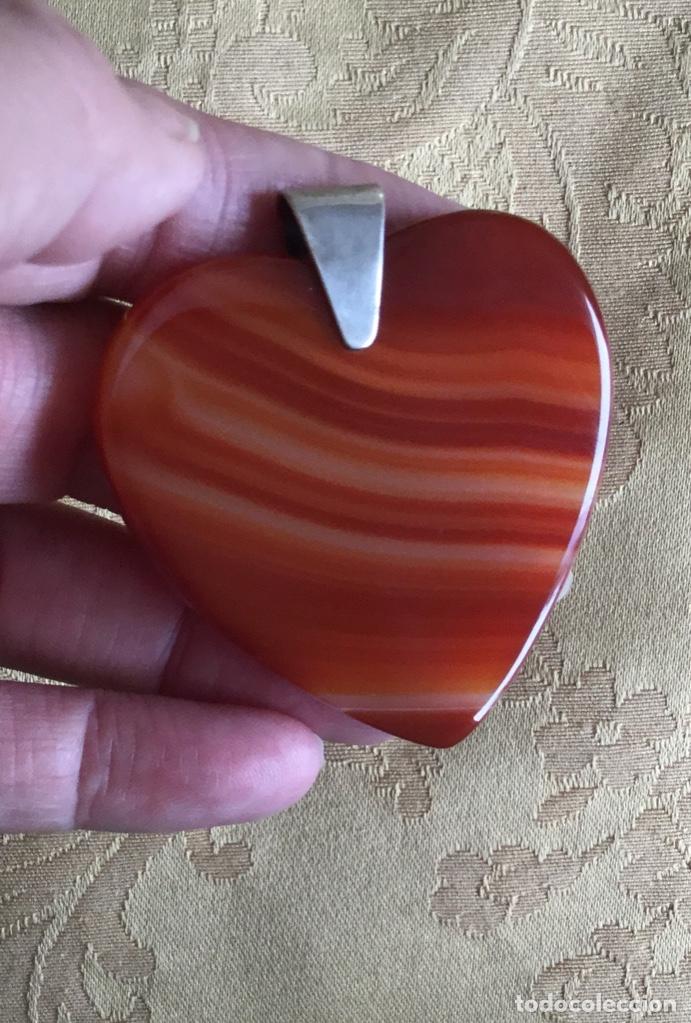 Vintage: COLGANTE CON FORMA DE CORAZ&Oacute;N DE &Aacute;GATA NATURAL - Foto 1