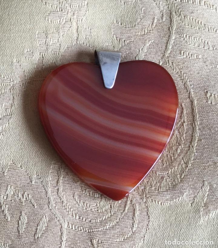 Vintage: COLGANTE CON FORMA DE CORAZ&Oacute;N DE &Aacute;GATA NATURAL - Foto 2