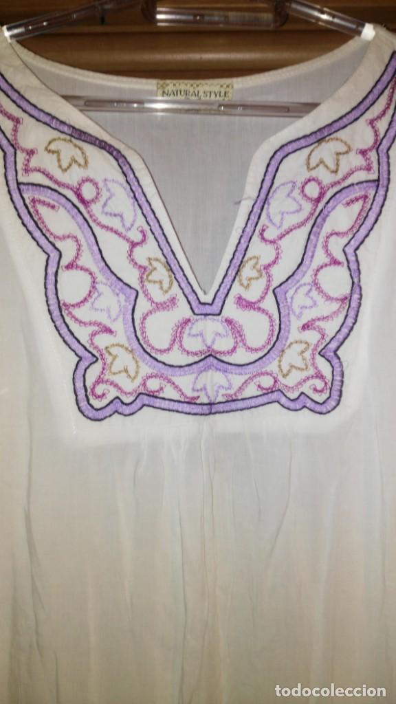 Vintage: T&uacute;nica blanca bordada - Foto 2