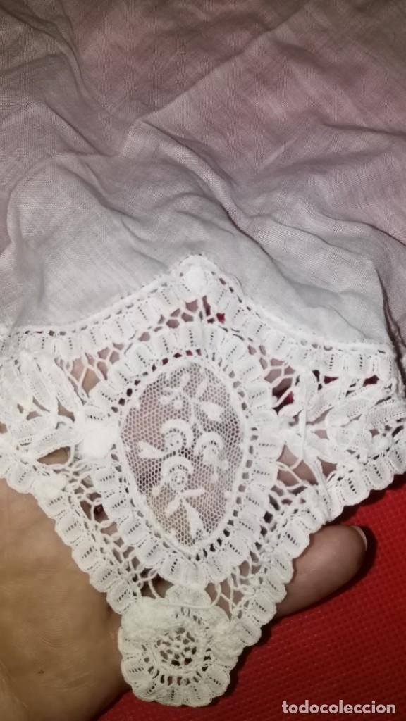 Vintage: Pareja de pa&ntilde;uelos antiguos - Foto 5