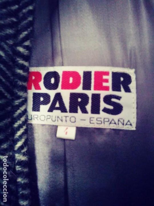 Vintage: Abrigo de Rodier Par&iacute;s - Foto 3