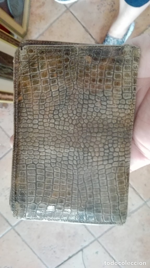 cartera de piel de cocodrilo precio