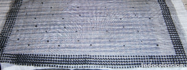 Vintage: mantilla con topitos  95 cms de largas  x 45 cms de ancha - Foto 2