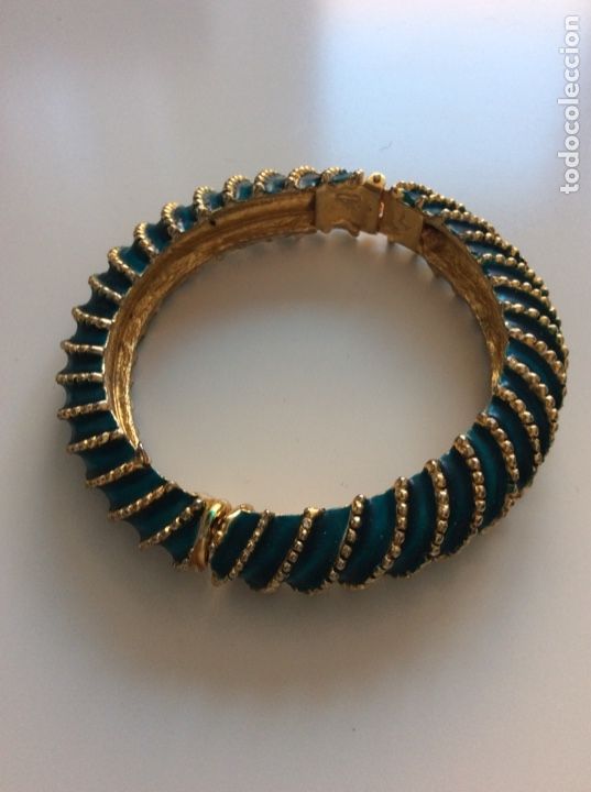 Vintage: Brazalete r&iacute;gido a&ntilde;os 70. Impecable - Foto 1