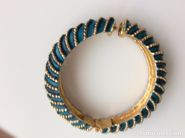 Vintage: Brazalete r&iacute;gido a&ntilde;os 70. Impecable - Foto 3