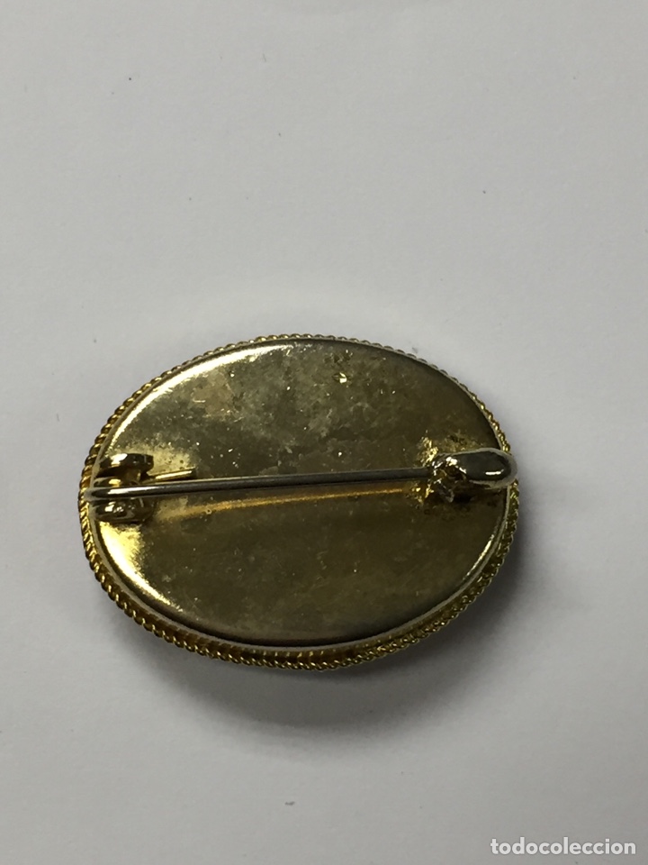 Vintage: Broche de lat&oacute;n pintado a mano /B71 - Foto 3