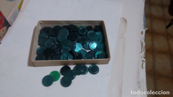 Vintage: BOTONES - LOTE DE 70 - - Foto 1