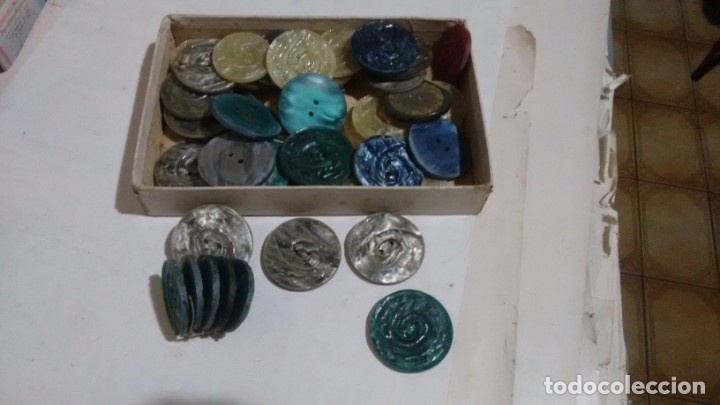 Vintage: BOTONES - LOTE DE 48 - - Foto 1