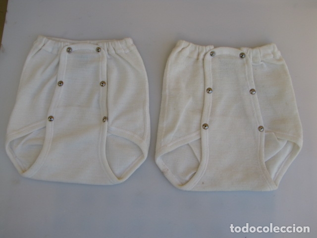 Vintage: Dos braguitas para pa&ntilde;al de bebe. Algod&oacute;n . C&iacute;clope - Foto 1