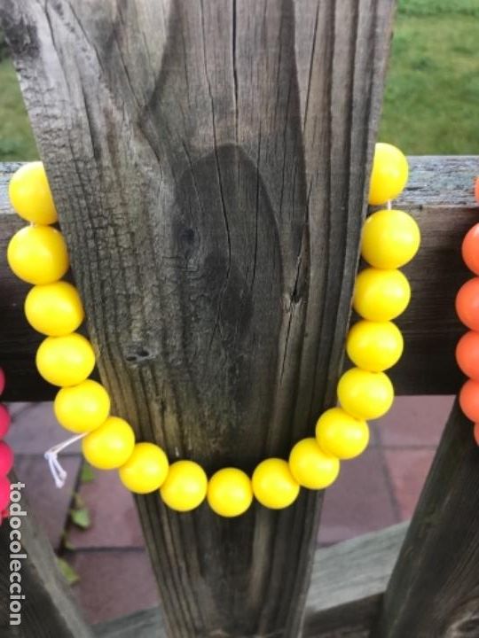 Vintage: Collares, bolas, a&ntilde;o 60 - Foto 2