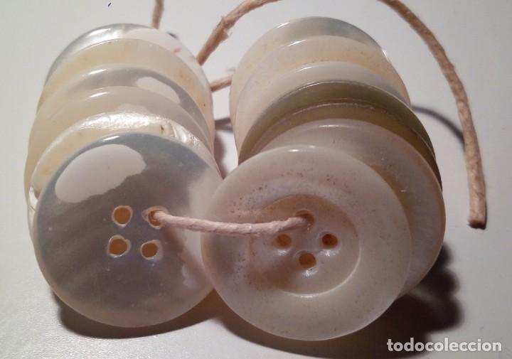 Vintage: 13 ANTIGUOS BOTONES DE N&Aacute;CAR - Foto 1