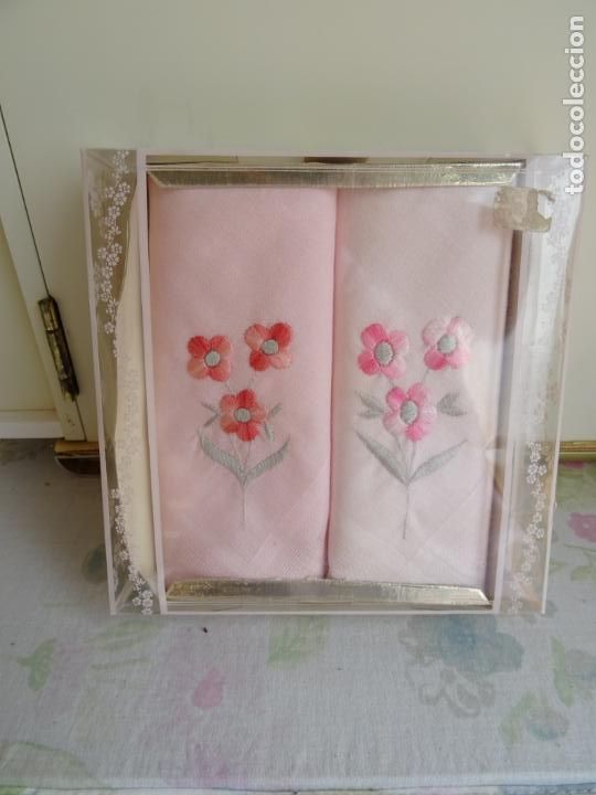 Vintage: CAJA DE 2 PA&Ntilde;UELOS DE ALGODON MARCA ROICAS CONFECCI&Oacute;N MAY - Foto 1