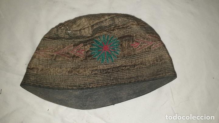Vintage: 2 GORROS Y 1 BOINA - Foto 1