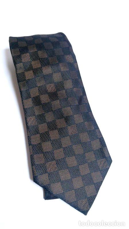 Corbata Louis Vuitton deluxe 🍾 100% Seda Monograma con lunares
