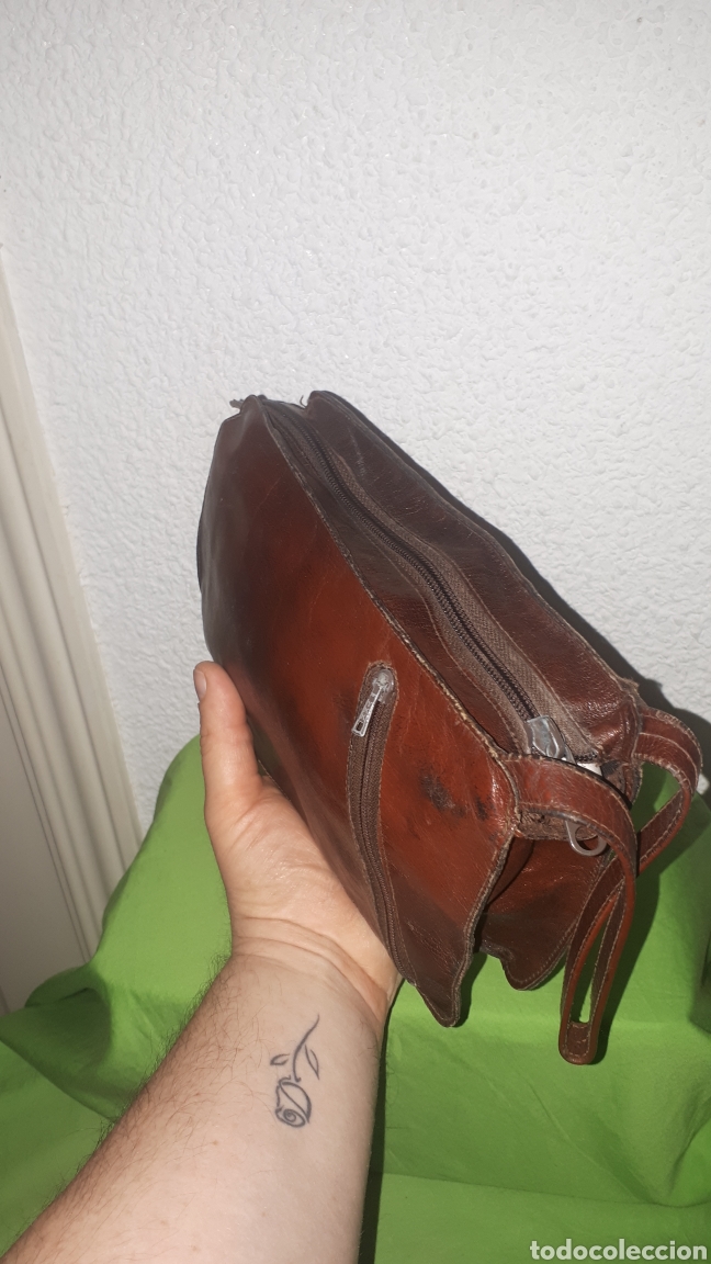 Antigua mariconera o bolsa de mano para hombre - Vendido en Subasta -  197468346