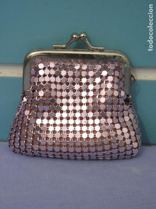 Vintage: Cartera met&aacute;lica Curious de Britney Spears - Foto 1