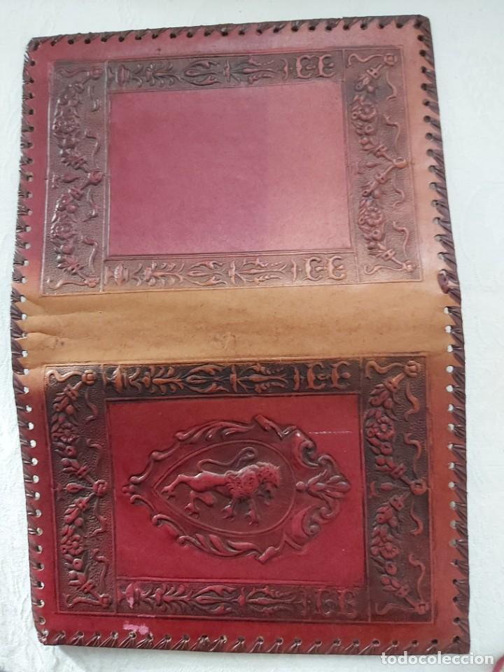 Vintage: Funda o sobrecubierta piel trabajada - Foto 1