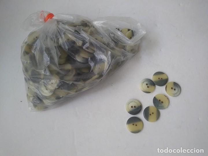 Vintage: 220 LOTE DE BOTONES DE PASTA - Foto 4