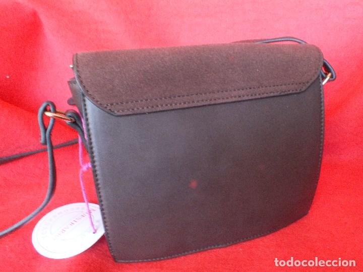 Vintage: BOLSO CON HEBILLA DORADA EN COLOR MARRON - Foto 5