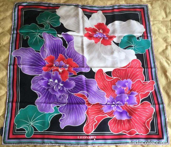 Vintage: PA&Ntilde;UELO DE SEDA VINTAGE LEONARD PARIS - Foto 7