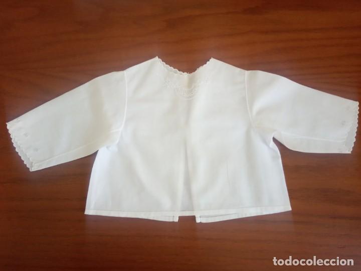 Vintage: DOS CAMISETITAS DE BEBE BORDADAS - Foto 4