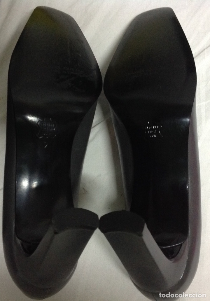 Vintage: Zapatos señora, Charles Jourdan (Paris), cuero, color gris, número 39; altura de tacón: 9 cm; nuevos - Foto 7 - 193769382