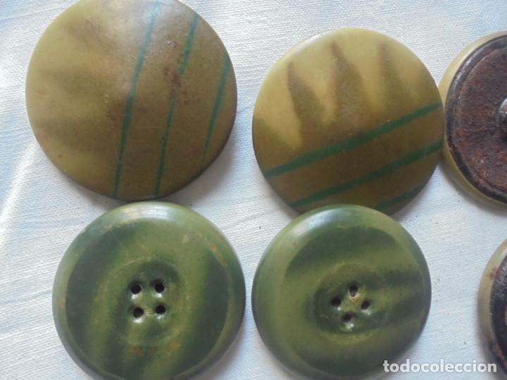 Vintage: 6 botones vintage - Foto 3
