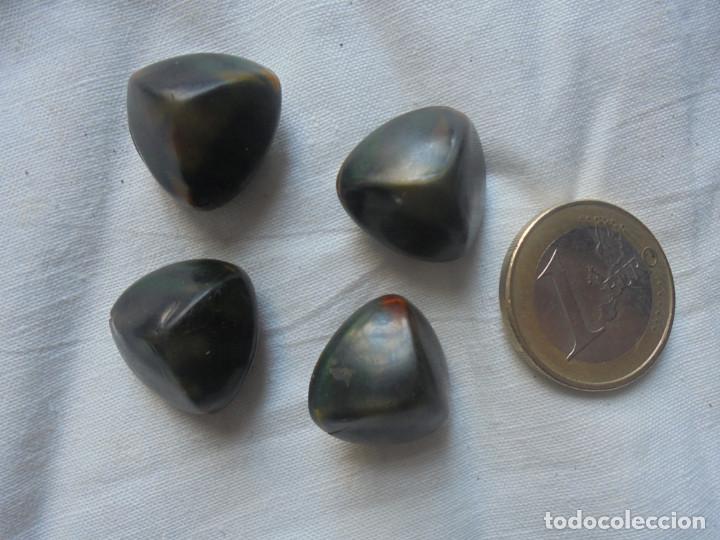 Vintage: 4 botones vintage - Foto 1