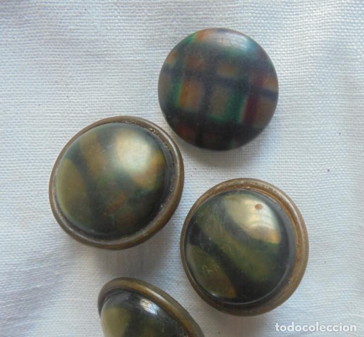 Vintage: 4 botones vintage - Foto 3