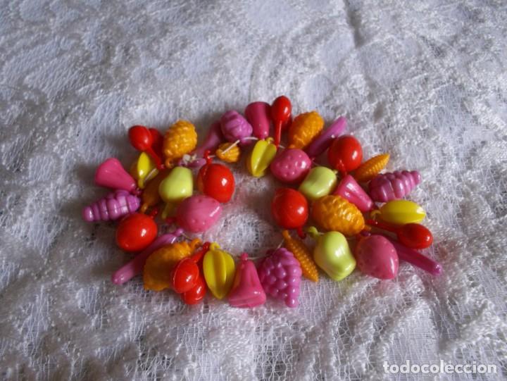 Vintage: ABALORIOS PARA COLLARES-CON FORMA DE FRUTAS-A&Ntilde;OS 90 - Foto 2