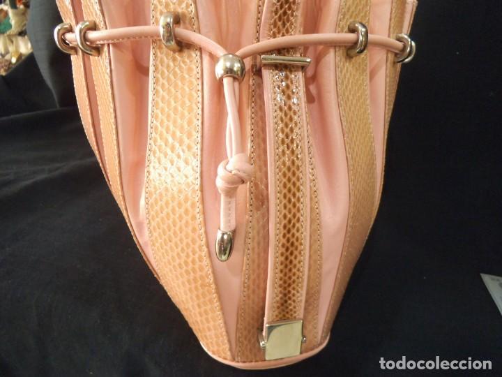 Vintage: BOLSO-SACO DE SERPIENTE ROSA - Foto 2